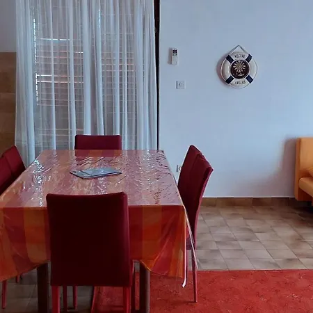Apartment Sunshine Milin