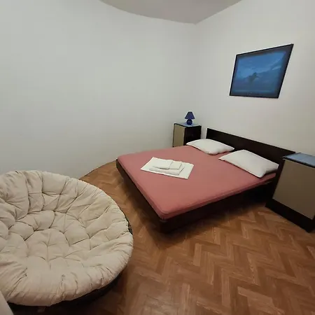 Διαμέρισμα Sunshine Milin *