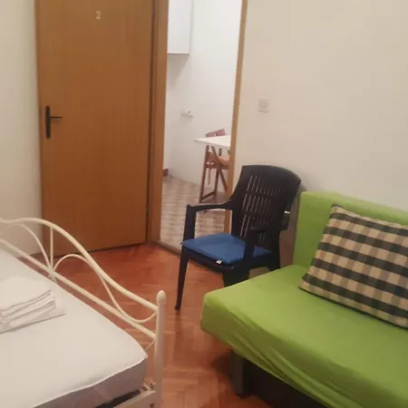 Διαμέρισμα Sunshine Milin *