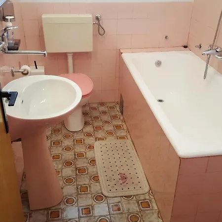 Sunshine Milin يزيرا