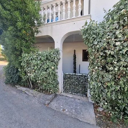 Apartment Sunshine Milin Jezera